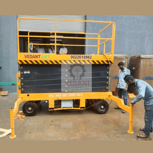 Self Propelled Scissor Lift Manufacturers in Pune